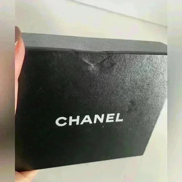 Authentic CHANEL CC Logo Coin Case Wallet Caviar Skin Leather Black Vintage - Picture 16 of 16